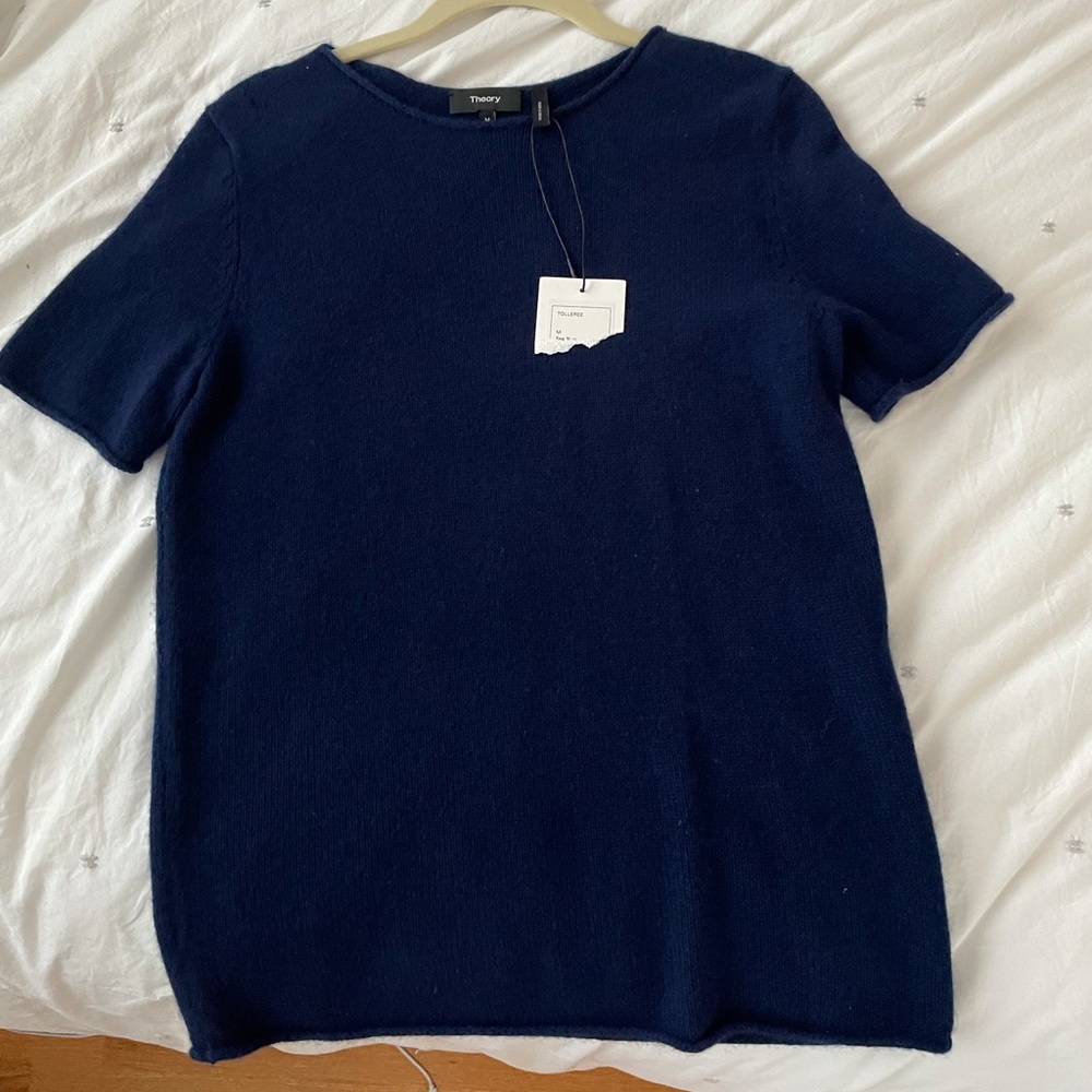 Theory Tolleree cashmere short sleeve sweater